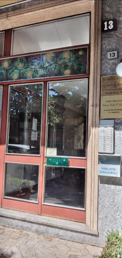 L'Appartamento Della Stazione Di Saronno Ngoại thất bức ảnh
